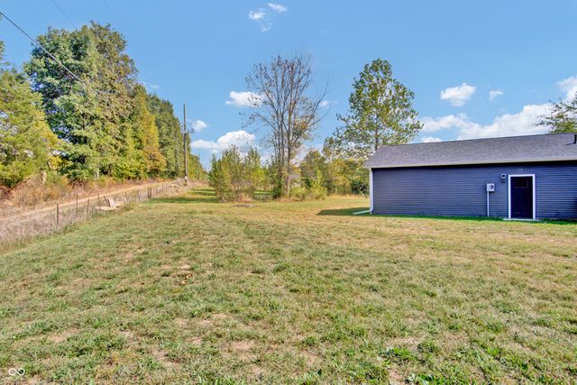 339 Honey Locust Place, North Vernon, IN 47265