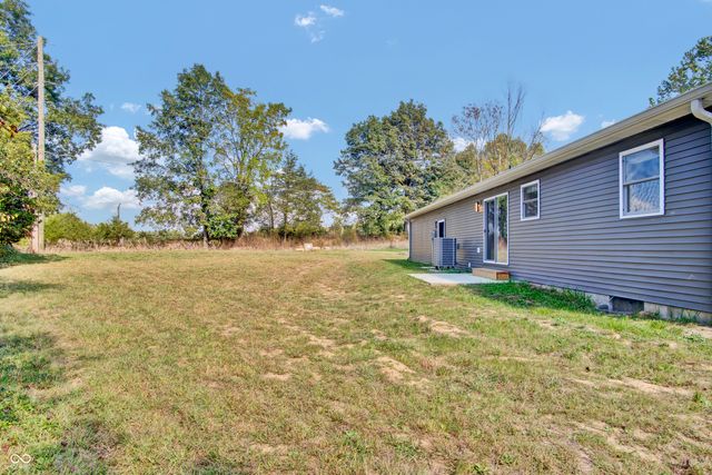 339 Honey Locust Place, North Vernon, IN 47265