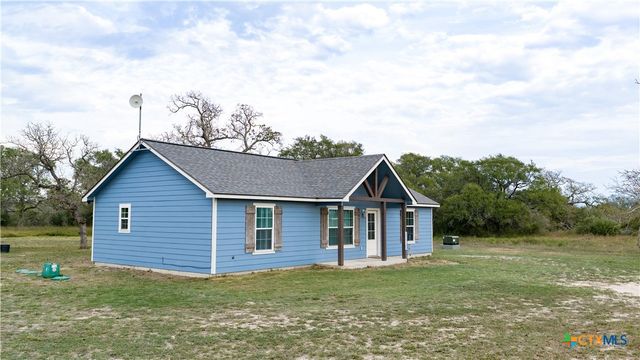 618 McGuill Road, Goliad, TX 77963
