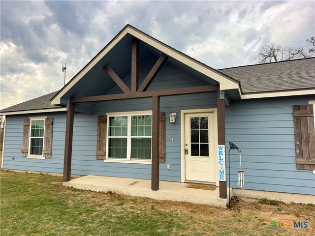 618 McGuill Road, Goliad, TX 77963