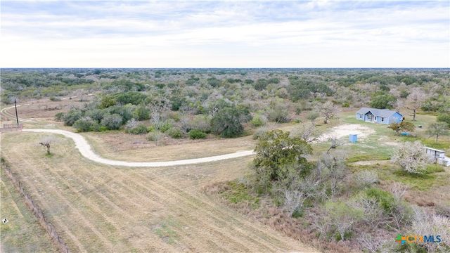 618 McGuill Road, Goliad, TX 77963