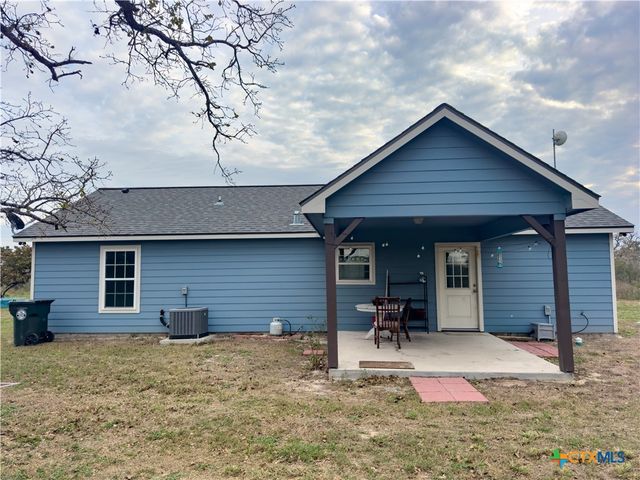 618 McGuill Road, Goliad, TX 77963