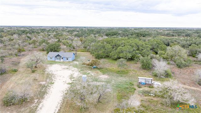 618 McGuill Road, Goliad, TX 77963
