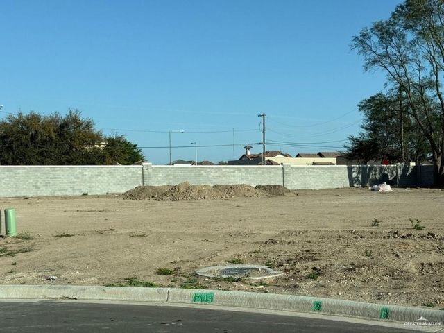 3200 S Wharton Avenue, Edinburg, TX 78539