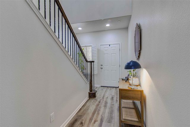 2214 S Lakeline BLVD 417, Cedar Park, TX 78613