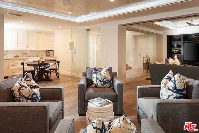 438 Bent Street, Laguna Beach, CA 92651
