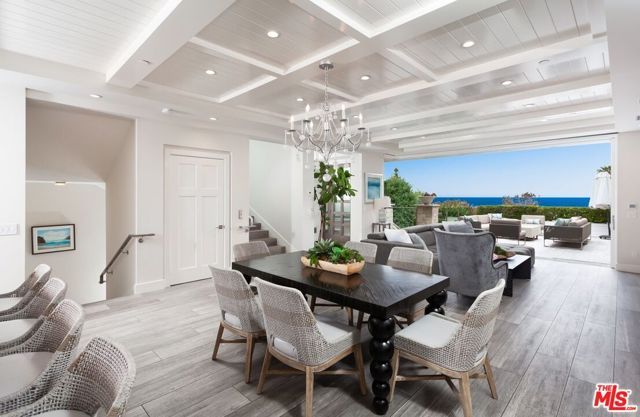 438 Bent Street, Laguna Beach, CA 92651