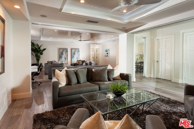 438 Bent Street, Laguna Beach, CA 92651