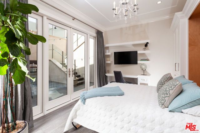 438 Bent Street, Laguna Beach, CA 92651