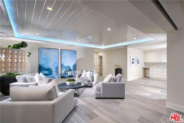 438 Bent Street, Laguna Beach, CA 92651