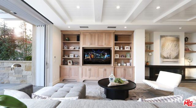 438 Bent Street, Laguna Beach, CA 92651