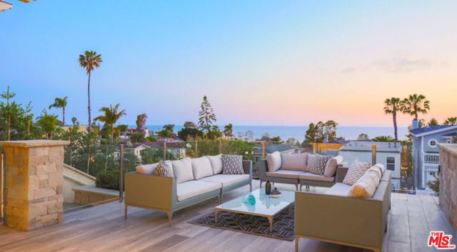 438 Bent Street, Laguna Beach, CA 92651