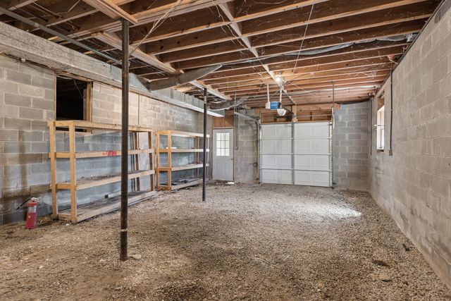 1130 Wrights Ln, Gallatin, TN 37066