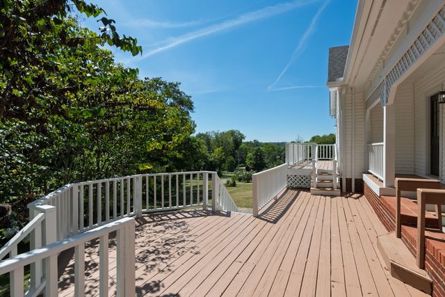 1130 Wrights Ln, Gallatin, TN 37066
