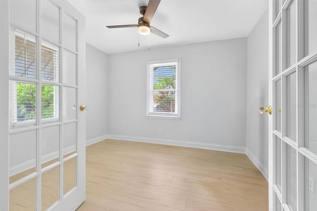 919 29TH STREET N, St Petersburg, FL 33713