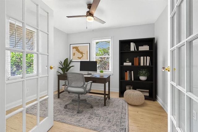 919 29TH STREET N, St Petersburg, FL 33713