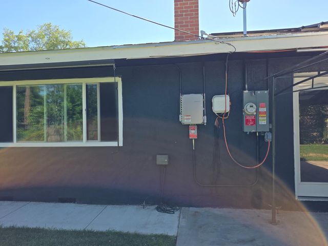 4857 N West Avenue, Fresno, CA 93705