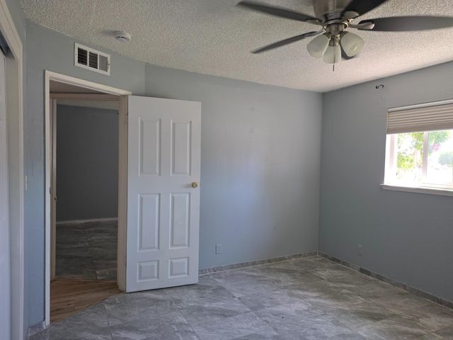 4857 N West Avenue, Fresno, CA 93705