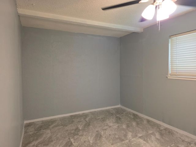 4857 N West Avenue, Fresno, CA 93705