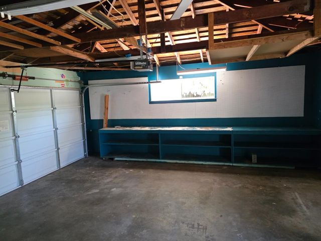 4857 N West Avenue, Fresno, CA 93705