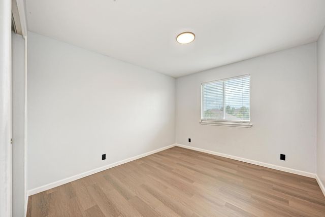 125 Holland ST, Hutto, TX 78634