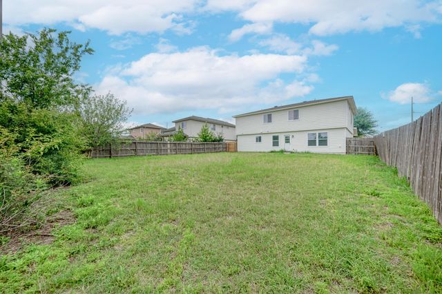 125 Holland ST, Hutto, TX 78634