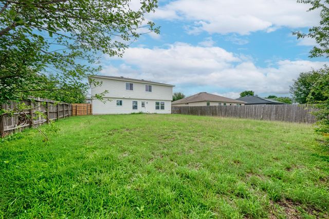125 Holland ST, Hutto, TX 78634
