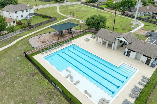 125 Holland ST, Hutto, TX 78634