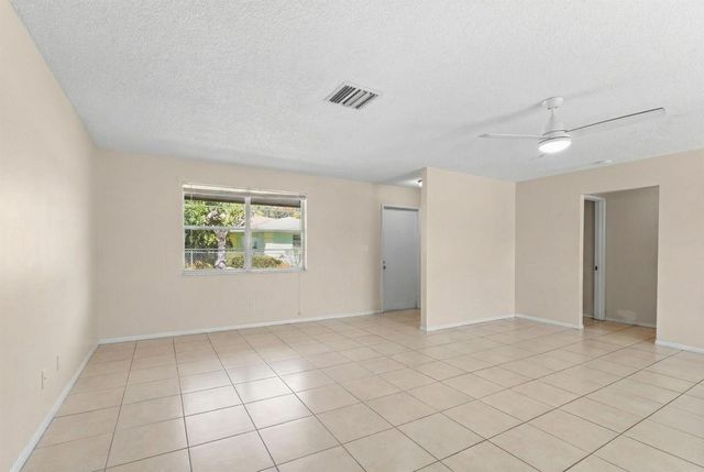 400 NE 2nd Street, Boynton Beach, FL 33435