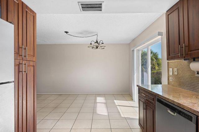 400 NE 2nd Street, Boynton Beach, FL 33435