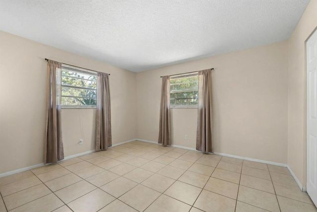 400 NE 2nd Street, Boynton Beach, FL 33435