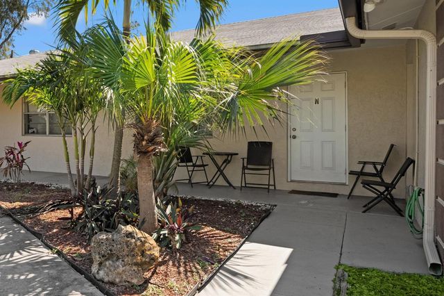 400 NE 2nd Street, Boynton Beach, FL 33435