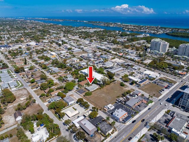 400 NE 2nd Street, Boynton Beach, FL 33435