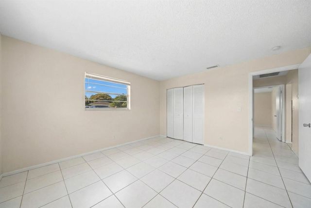 400 NE 2nd Street, Boynton Beach, FL 33435
