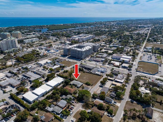 400 NE 2nd Street, Boynton Beach, FL 33435