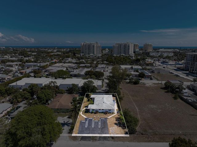 400 NE 2nd Street, Boynton Beach, FL 33435