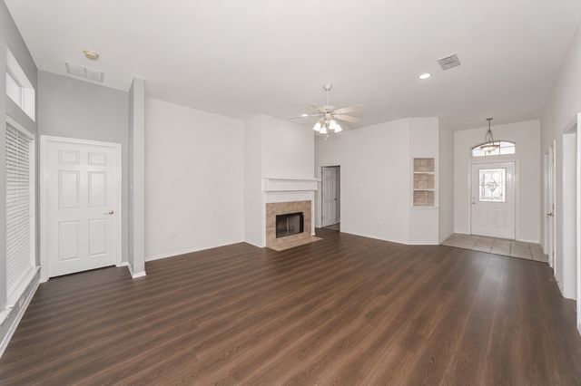 2230 Park Hurst Drive, Arlington, TX 76001