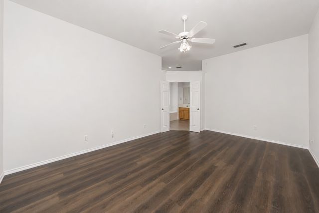 2230 Park Hurst Drive, Arlington, TX 76001