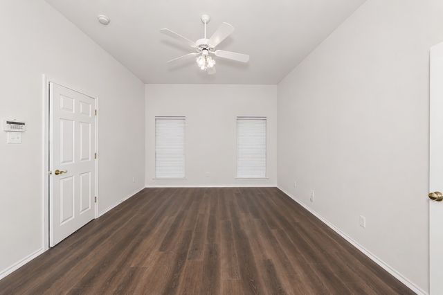 2230 Park Hurst Drive, Arlington, TX 76001