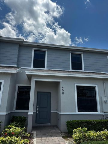450 NE 12th St, Florida City, FL 33034