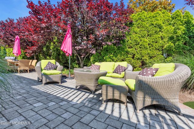 919 N Ocean Avenue, Mantoloking, NJ 08738