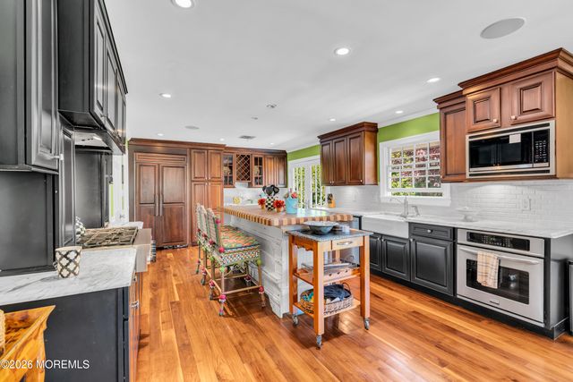 919 N Ocean Avenue, Mantoloking, NJ 08738