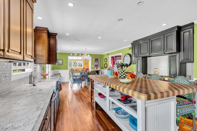 919 N Ocean Avenue, Mantoloking, NJ 08738