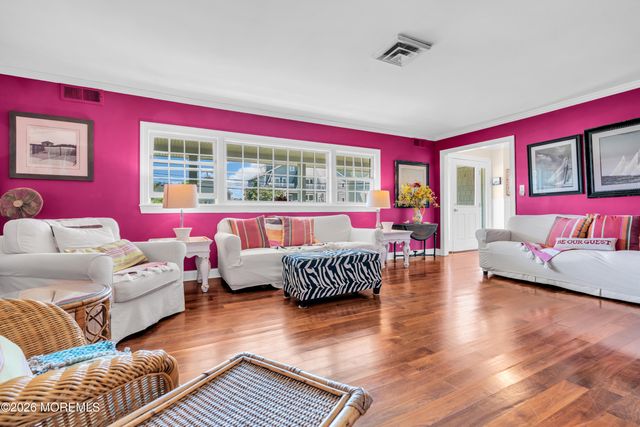919 N Ocean Avenue, Mantoloking, NJ 08738