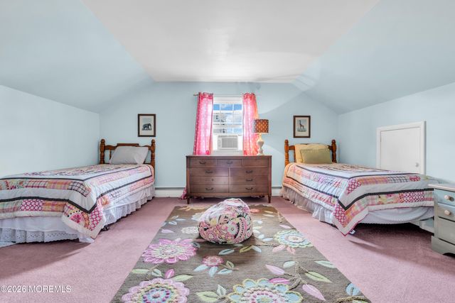 919 N Ocean Avenue, Mantoloking, NJ 08738