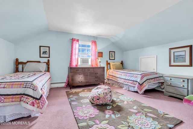 919 N Ocean Avenue, Mantoloking, NJ 08738