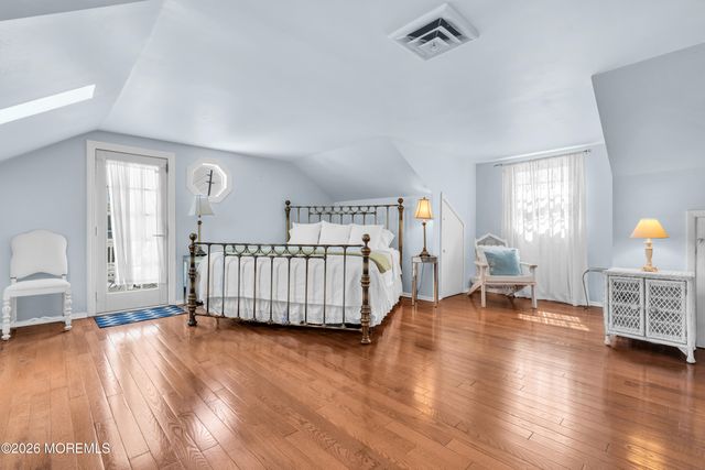 919 N Ocean Avenue, Mantoloking, NJ 08738