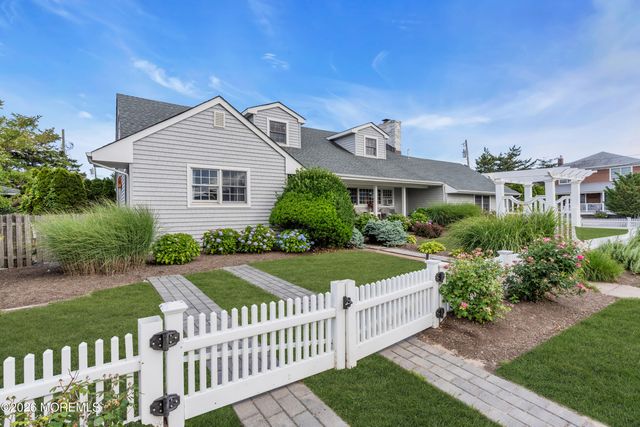 919 N Ocean Avenue, Mantoloking, NJ 08738