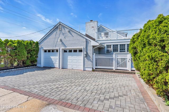 919 N Ocean Avenue, Mantoloking, NJ 08738