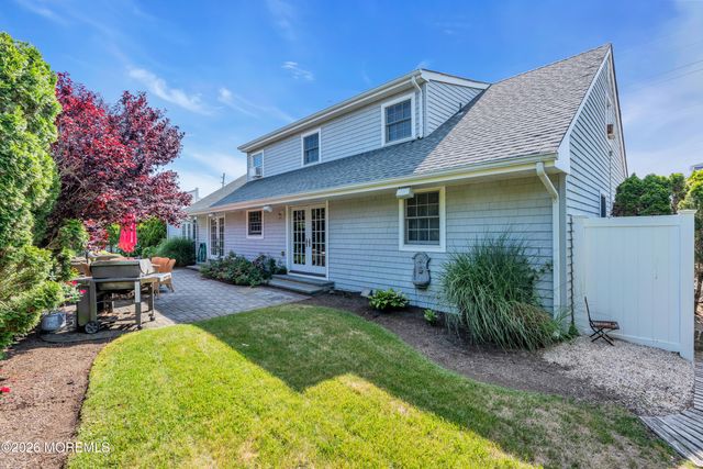919 N Ocean Avenue, Mantoloking, NJ 08738
